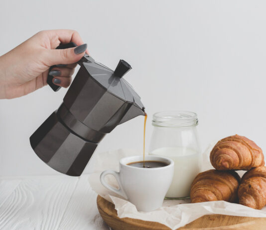 Prensa Francesa: Guia Passo a Passo para Café Encorpado